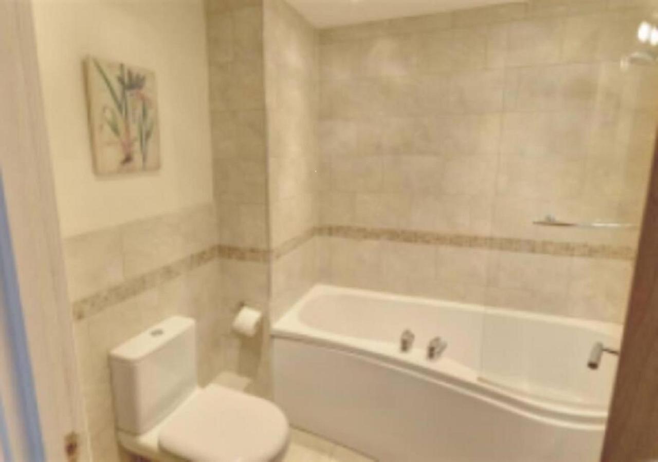 Kittiwake-Top Floor Sea View Apartment Two Bedrooms 斯卡伯勒 外观 照片