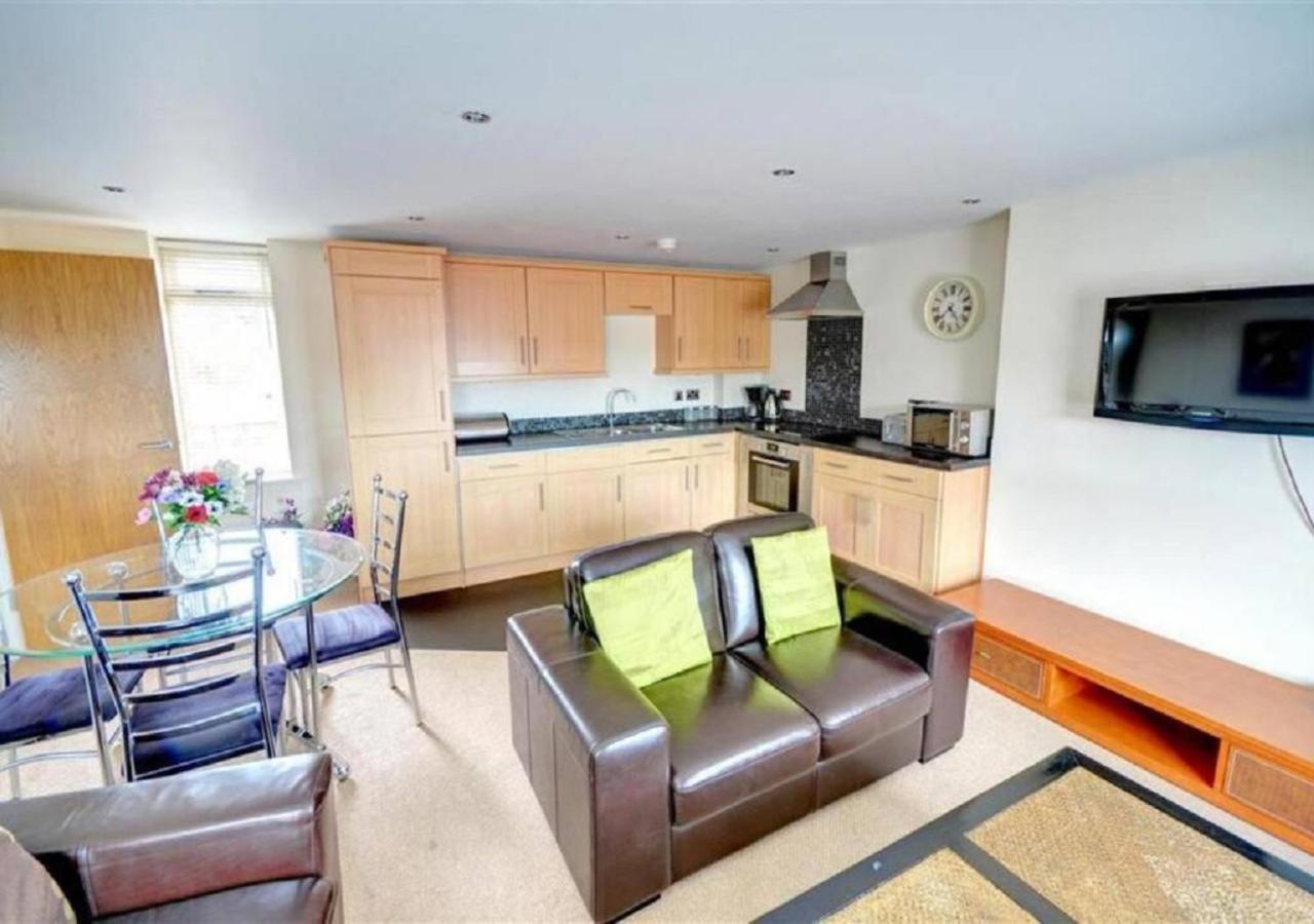 Kittiwake-Top Floor Sea View Apartment Two Bedrooms 斯卡伯勒 外观 照片